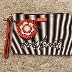 Henri Bendel 2pc large 12” X 8.5” cosmetic bag and coin purse keychain